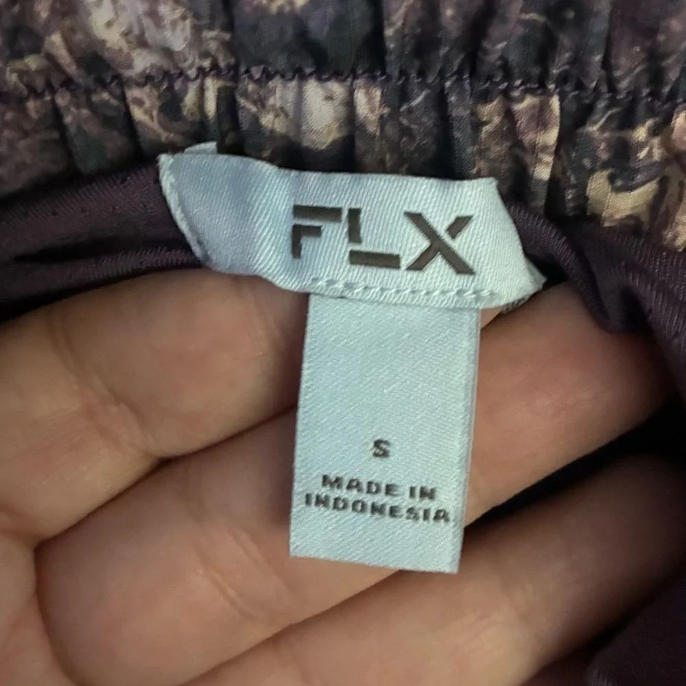 FLX Women's Marble Swirl Athletic Shorts with Liner S